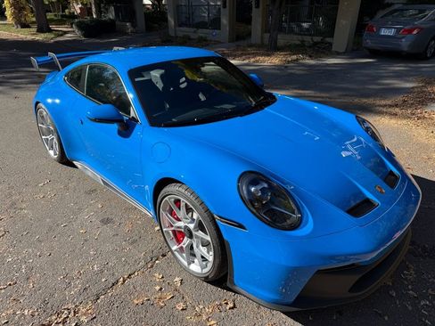 Used 2022 Porsche 911 GT3 image 31