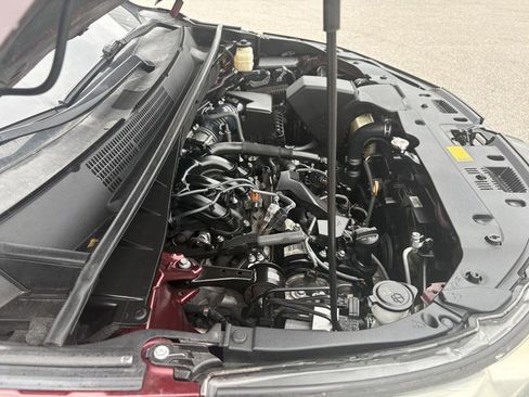 Used 2018 Toyota Highlander FWD V6 image 40