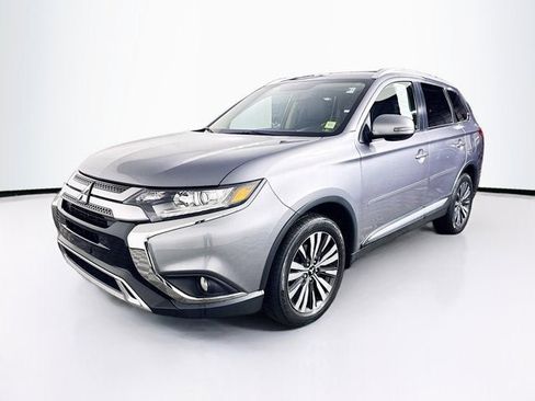 Used 2019 Mitsubishi Outlander SEL image 1