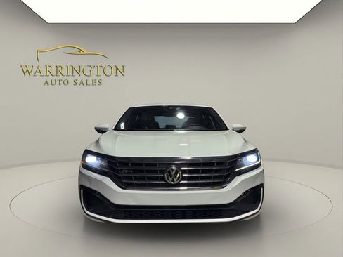 Used 2021 Volkswagen Passat 2.0T R-Line FWD image 2