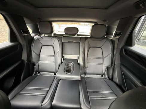 Certified 2019 Porsche Cayenne image 24