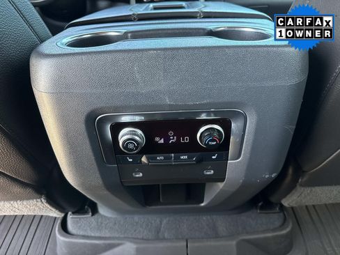 Used 2021 GMC Yukon XL Denali w/ Denali Premium Package image 20