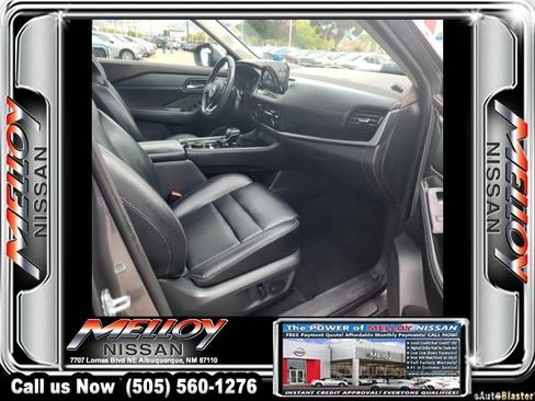 Used 2023 Nissan Rogue SL w/ SL Premium Package image 15