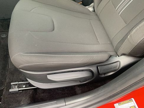 Certified 2024 Hyundai Elantra SEL FWD image 10