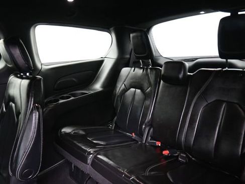 Used 2023 Chrysler Pacifica Touring-L w/ S Appearance Package FWD image 19