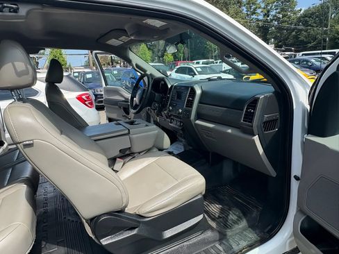Used 2017 Ford F250 XL RWD image 21