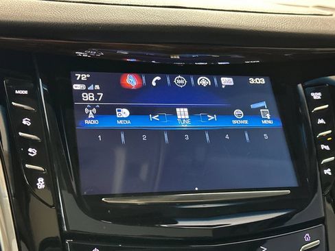 Used 2018 Cadillac Escalade Premium Luxury image 23