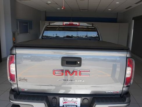 Used 2022 GMC Canyon AT4 w/ Trailering Package AWD/4WD image 9
