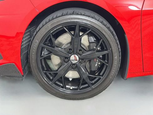 Used 2022 Chevrolet Corvette Stingray Premium Conv w/ Z51 Performance Package RWD image 27