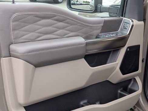 New 2026 Ford F450 Platinum image 15