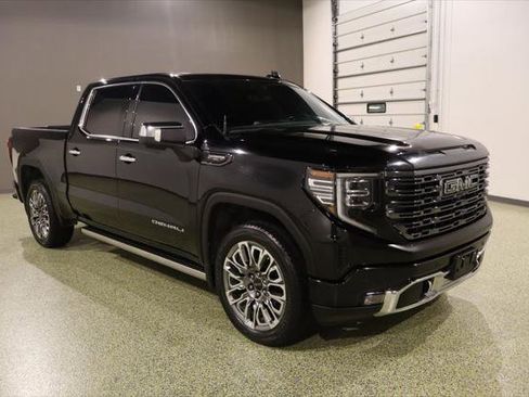 Used 2023 GMC Sierra 1500 Denali Ultimate image 1