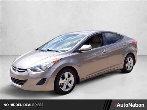 Used 2013 Hyundai Elantra GLS FWD image 1