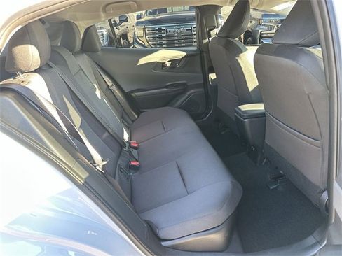 Used 2025 Toyota Prius LE image 25