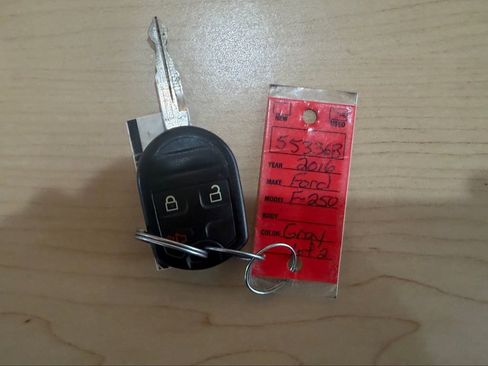 Used 2016 Ford F250 XL w/ XL Appearance Package image 25