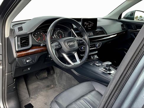 Used 2019 Audi Q5 2.0T Premium w/ Convenience Package image 12