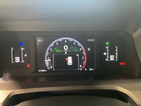 Used 2025 Toyota 4Runner SR5 AWD/4WD image 10