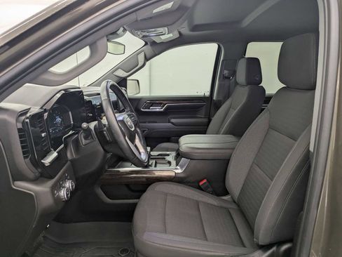 Used 2023 GMC Sierra 1500 Elevation w/ LPO, Elevation Black Package image 17