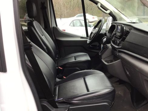 Used 2023 Ford Transit 350 XL image 7