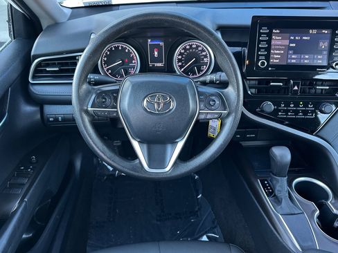 Used 2021 Toyota Camry LE image 16