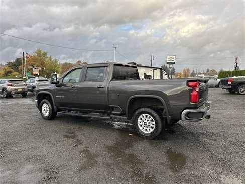 Used 2020 Chevrolet Silverado 2500 LT w/ All Star Edition image 3