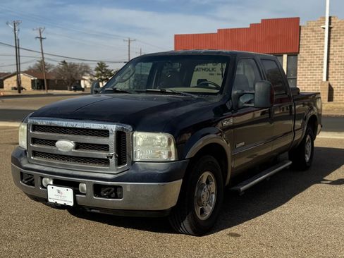 Used 2006 Ford F250 Lariat image 1