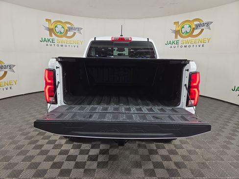 Certified 2025 Chevrolet Colorado ZR2 w/ Technology Package AWD/4WD image 34
