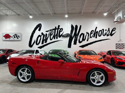Used 2005 Chevrolet Corvette Convertible w/ Preferred Equipment Group RWD image 31