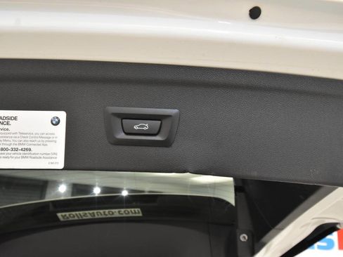 Used 2023 BMW iX xDrive50 w/ Premium Package AWD/4WD image 36