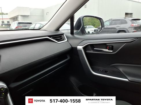 Used 2024 Toyota RAV4 XLE FWD image 23