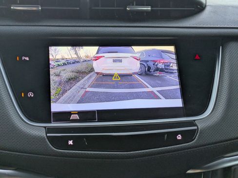 Used 2024 Cadillac XT5 Luxury image 21