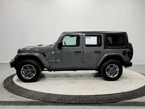 Used 2021 Jeep Wrangler Unlimited Sahara w/ LED Lighting Group image 4