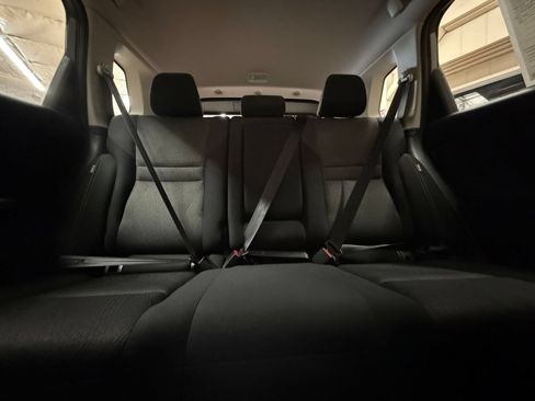 Used 2025 Nissan Rogue SV FWD image 40