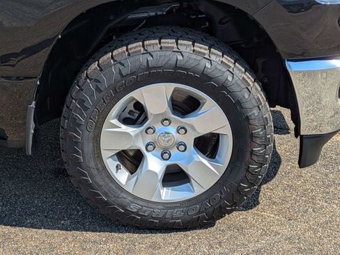 Used 2022 RAM 1500 Big Horn w/ Trailer Tow Group AWD/4WD image 11