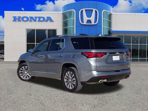 Used 2023 Chevrolet Traverse Premier image 5