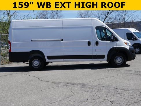 Used 2024 RAM ProMaster 3500 image 8