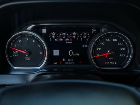 Used 2019 Chevrolet Silverado 1500 LTZ w/ LTZ Premium Package image 27