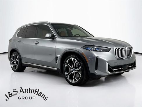 Used 2024 BMW X5 xDrive50e w/ Premium Package AWD/4WD image 1
