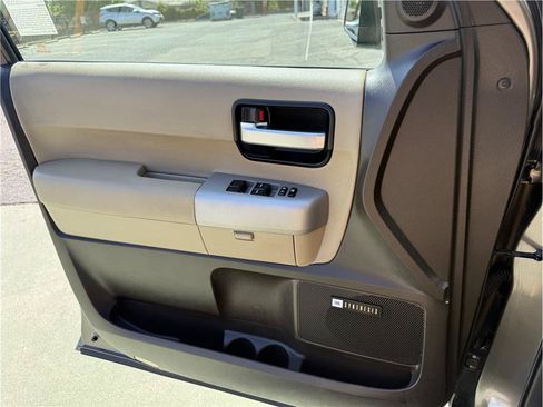 Used 2008 Toyota Sequoia Limited RWD image 31