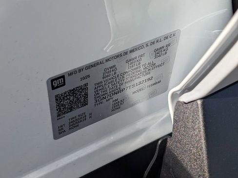 New 2026 Chevrolet Equinox EV LT FWD image 13