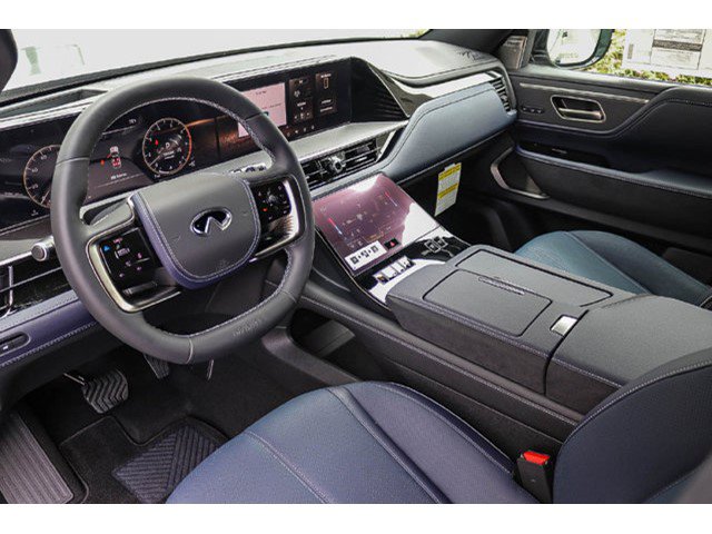 New 2027 INFINITI QX80 Sensory AWD/4WD image 19
