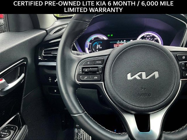Used 2022 Kia Niro LXS FWD image 10