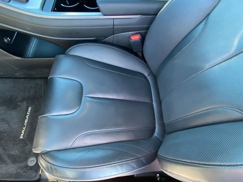 Used 2024 Hyundai Palisade Calligraphy image 21