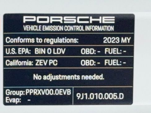 Used 2023 Porsche Taycan w/ Premium Package image 61