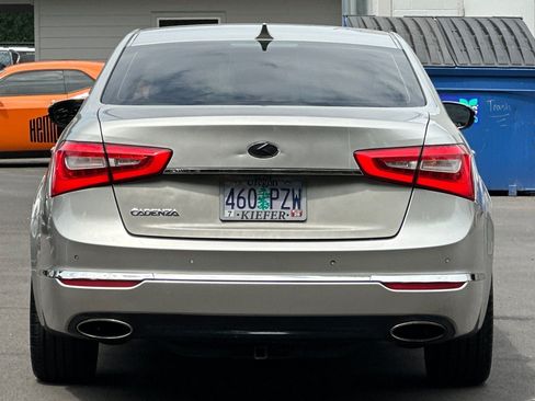 Used 2014 Kia Cadenza Premium FWD image 5