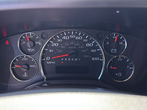 New 2026 GMC Savana 3500 Extended RWD image 10