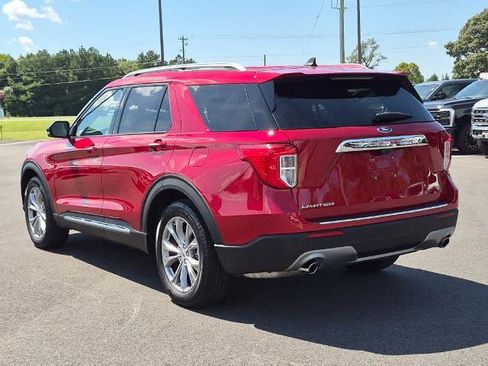 Certified 2024 Ford Explorer Limited w/ Limited Technology Package RWD image 4