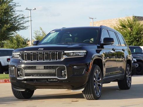 New 2025 Jeep Grand Cherokee L Overland w/ Luxury Tech Group IV image 3