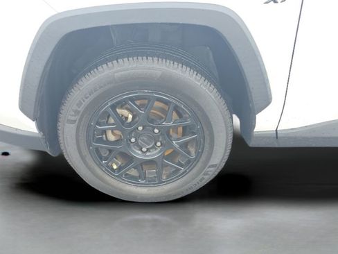 Used 2023 Toyota RAV4 XLE w/ Convenience Package image 10