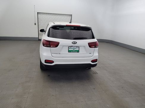 Used 2019 Kia Sorento AWD image 6