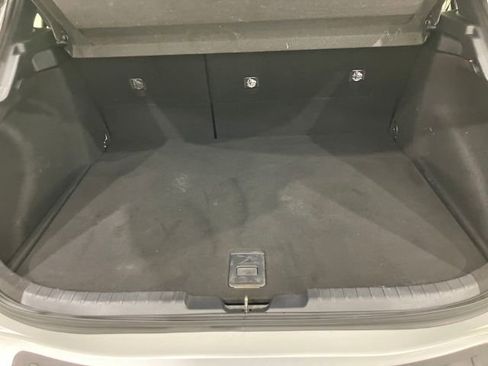 Used 2019 Toyota Corolla SE image 32